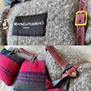 Heating & Plumbing London Grey Tasseled Outdoor Picnic Blanket With X2 Cushions - Picture 1 of 11