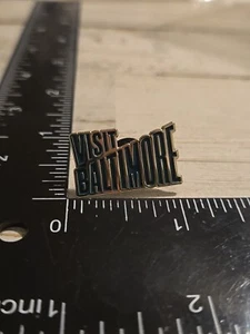 Visit Baltimore Tourism Souvenir Travel Pin T7 - Picture 1 of 2