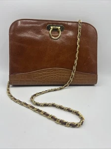 Bandolera de cuero Portofino herrajes dorados, correa de cadena de cuero y oro - Imagen 1 de 18