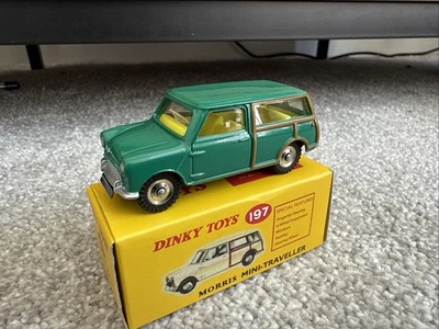 DINKY TOYS ATLAS DIECAST MORRIS MINI TRAVELLER GREEN 197 - Image 1 of 4