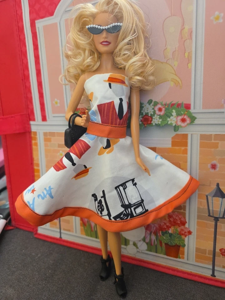 Muñeca Barbie Mattel modelo pelo rubio musa Foto 1 de 4