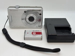 Sony Cyber-shot DSC-W50 6.0MP Digital Camera Carl Zeiss Lens Black from Japan - Picture 1 of 6