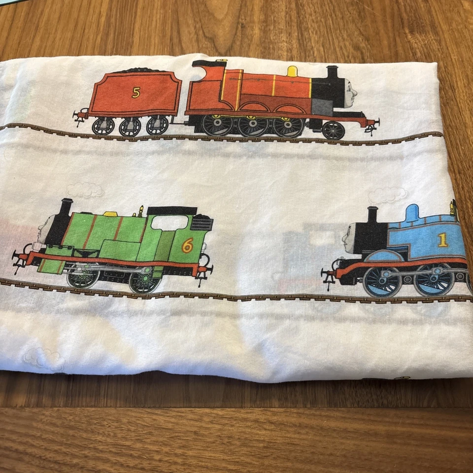 Thomas the Tank Engine and friends 2013 top sheet twin - Image 1 of 2