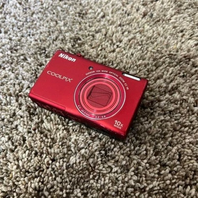 Nikon COOLPIX S6200 16.0MP 10x Optical Zoom CCD Digital Camera - 100% Working - Image 1 of 4