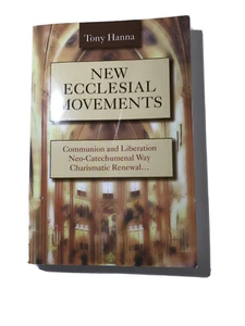 New Ecclesial Movements : Communion and Liberation Neo-Catechumenal Way Charisma - Foto 1 di 12