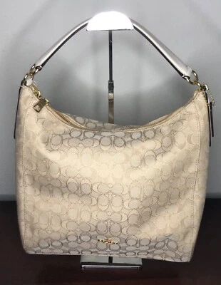 Bolso de Hombro Coach Outline Signature Celeste Convertible Hobo Caqui Claro Nuevo con Etiquetas Foto 1 de 4