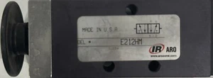 Aro E212hm Manual Air Control Valve,4-Way,1/4In Npt - Picture 1 of 1