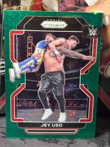 2022 Panini Prizm WWE Jey Uso 123 Green Sparkle Retail /25 - Picture 1 of 3