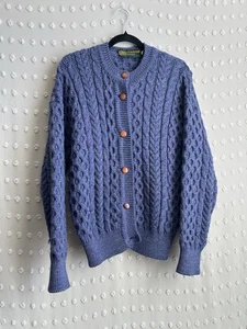 Country Knitwear Vintage Made in Ireland Wolle Zopfmuster Cardigan Gr. 38 Lila - Bild 1 von 5