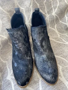 NWOB. Boutique by Corky's Limitless Black / Silver Ankle Bootie Womans Size 10 - Picture 1 of 9