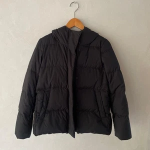 UNIQLO Seamless Down Jacket Black Men’s Size M Used Lightweight - Picture 1 of 5