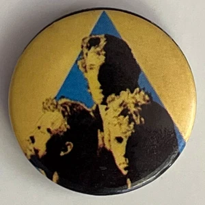 Vintage 1983 THE POLICE band button Zenyatta Mondatta pin 1" badge Sting Andy NM - Picture 1 of 2