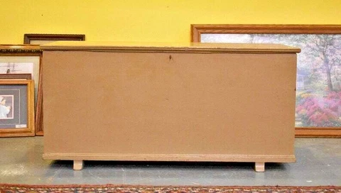 Antique 6 Board Trunk Chest Primitive Blanket Chest Cover