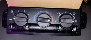 2000 - 2002 GMC Yukon XL 2500 Manual Climate Control Panel HAC - Picture 1 of 4