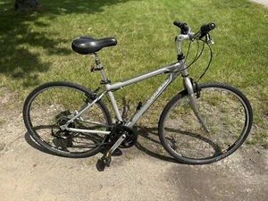 Vintage TREK 7000 Retro MTB 17.5" Mountain Bike Shimano Aluminum - Picture 1 of 13