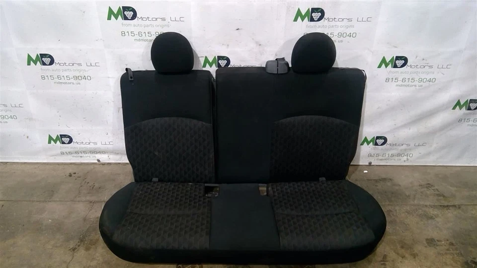 ASIENTOS TRASEROS MITSUBISHI MIRAGE 2014-2024 6912B126XA 6902C444XA 6902C443XA 6912B229 Foto 1 de 4