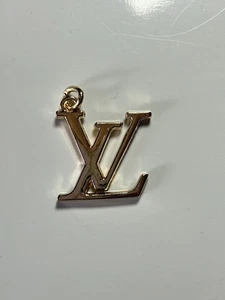 LOUIS VUITTON pendant Brass & gold charm / zip Pull Flower Motif double sided LV - Picture 1 of 2