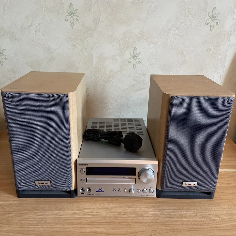 Onkyo CR-515DAB CD Player DAB/FM/AM Radio Bluetooth & Onkyo Speakers D-N9BX  - Image 1 of 4