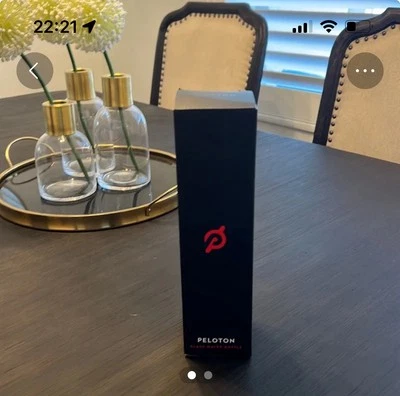 Peloton Black Glass Water Bottle 16 Oz Bike Exercise Workout Brand New w/ Box - Изображение 1 из 2