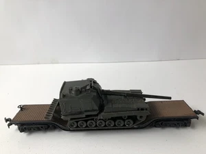 ROCO 54' US ARMY Depressed Center Flatcar with US M55 Self Propelled Howitzer - Picture 1 of 8