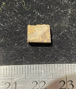 Pipe Creek meteorite H6 chondrite slice - 0.50 gram -   - Picture 1 of 5