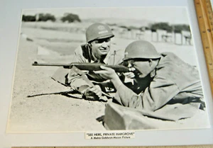 SIEHE HIER PRIVATER HARGROVE ~ METRO-GOLDWYN-MAYER ~ 7 X 9 S & W FOTO ~ SOLDATEN MIT WAFFE - Bild 1 von 6