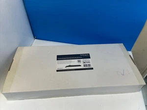 StarTech Rackmount 16 Outlet PDU Power Distribution Unit RKPW161915 - Picture 1 of 4