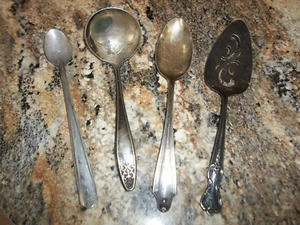 Vintage WM Rogers Extra Plate Cake Server, Lady Doris Silverplate Ladle, Rockfor - Picture 1 of 6