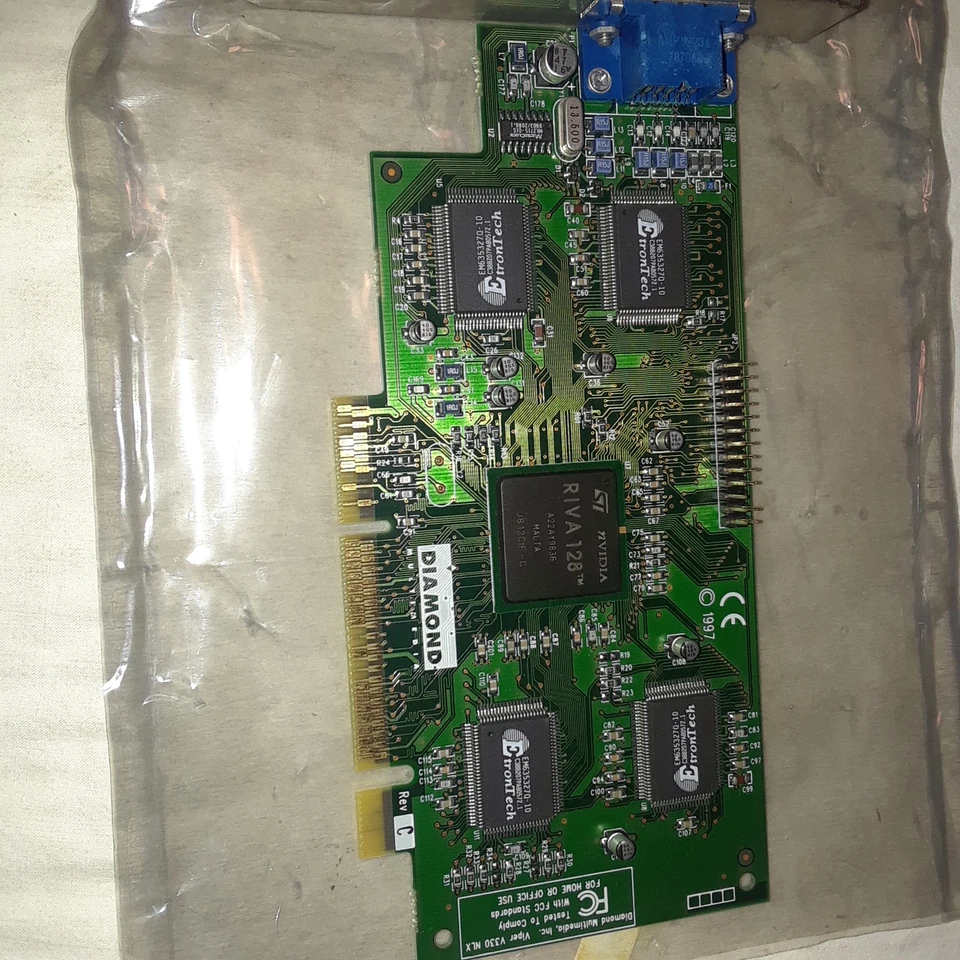 Diamond Viper V330 nVidia RIVA 128 4MB AGP NLX Video Card Driver 1997 - Image 1 of 1