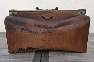 Antiker Leder-Koffer Arztkoffer Arzttasche um 1930 Hebammenkoffer mit Einsätzen - Bild 1 von 4