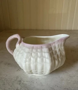 Belleek Tridacna Rosa Milchkännchen Krug Grün 6. Mark EUC Irland Muschel - Bild 1 von 12
