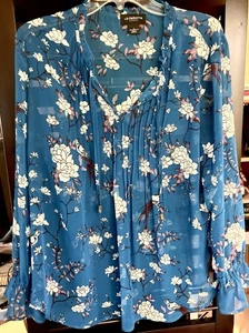 Wunderschönes transparentes Liz Claiborne Bauerntop/Bluse/Lg/blau/weiße Blumen/Langarm - Bild 1 von 8