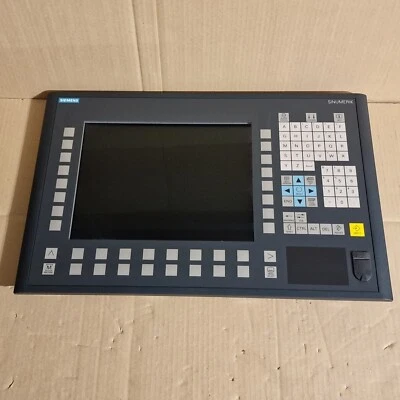 Siemens 6FC5203-0AF02-0AA2 Sinumerik Operator Panelfront OP 012 - Bild 1 von 3