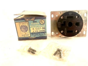 Receptáculo de puesta a tierra de cuatro cables Eagle 1257 de colección 30A, 250 V nuevo de stock - Imagen 1 de 5