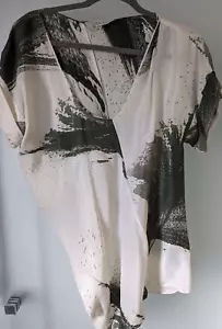 LISA HO 100% SILK SIZE 12 ASYMMETRIC TOP LENGTH- 90CM BUST-50CM AS NEW - Picture 1 of 9