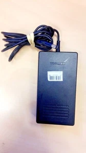 ORIGINAL TOSHIBA AC ADAPTER MODEL: PA3048U-1ACA OUTPUT: 15V --- 4A (60 Watt ) - Picture 1 of 4