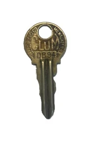 DB 94 Clum Key - Picture 1 of 4