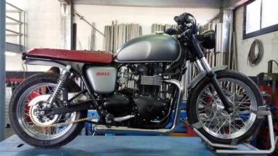 Sistema de escape completo MassMoto delgado pulido para Triumph Bonneville T100 2005-2016 Foto 1 de 3