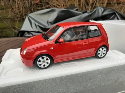 Otto OT1129 Volkswagen VW Lupo GTi Tornado rojo 125 CV 2001 #517 / 999 Foto 1 de 4