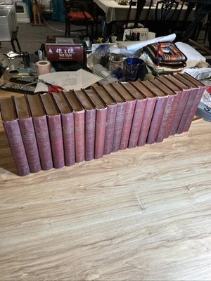 Primera Edición The World’s Greatest Books Set (1910), Libros de Cuero sintético Rojo 2-20 Foto 1 de 4