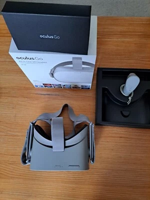 Oculus Go 64GB , Standalone VR Brille Headset und Controller - Bild 1 von 2