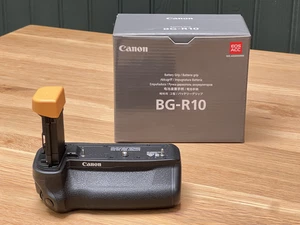 Canon BG-R10 Battery Grip for Canon EOS R5, R6 and R6 Mark II - Picture 1 of 10