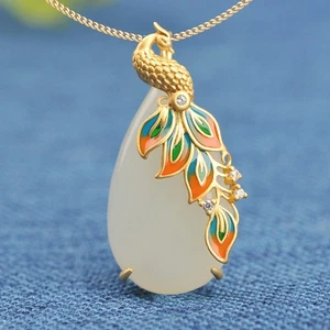 Antico ciondolo fenice giada Hetian con accenti di smalto collana intagliata a mano - Foto 1 di 5