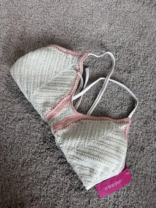 xhilaration Bikini Oberteil Größe L leicht wattiert Neu mit Etikett Häkel neutral - Bild 1 von 8