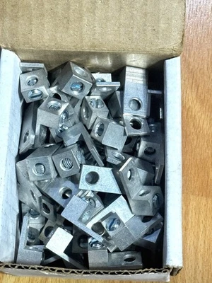 New Burndy 1-Conductor Universal Terminals 14 To 6 AWG Wire KA6U 392018 Box 100 - Image 1 of 3