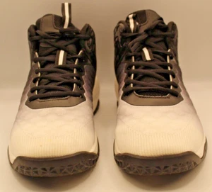 Scarpe da basket moda sportive nere e bianche medie da uomo US 11 UK 45 - Foto 1 di 11