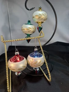 4- ORNAMENTI NATALIZI in vetro forma insolita design splendido - Foto 1 di 6