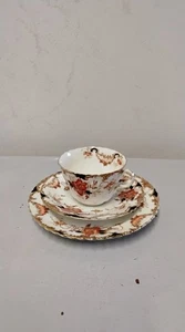 Teetasse aus englischem Porzellan - Bild 1 von 16