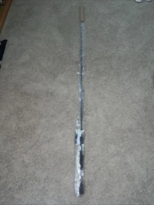 Abu Garcia Vengeance Casting Rod 7’~1 piece~Medium Heavy - Image 1 of 2