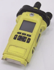 RADIO BIDIRECTIONNELLE MOTOROLA APX6000XE H98UCF9PW6AN 7/800MHZ P25 EN L'ÉTAT endommagée #8 - Photo 1/20